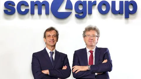 SCM 集团确认财务稳定性，奖励创新 